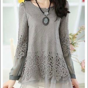 Never worn Beautiful gray top